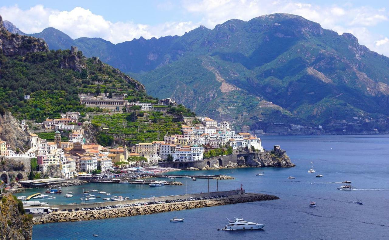 Nonna Vittoria Apartment Salerno Exteriér fotografie